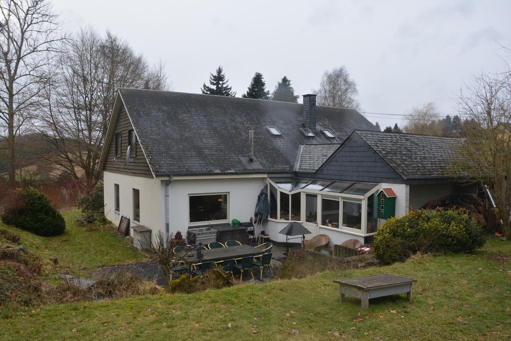 B&B La Source Houffalize Buitenkant foto